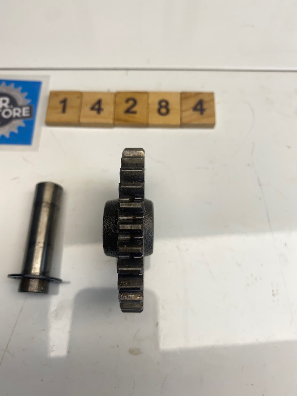 Kawasaki Z1000 Z1100 ZX750 Z750 Z650 Z440 GPZ750 Starter Idle Gear 21167004