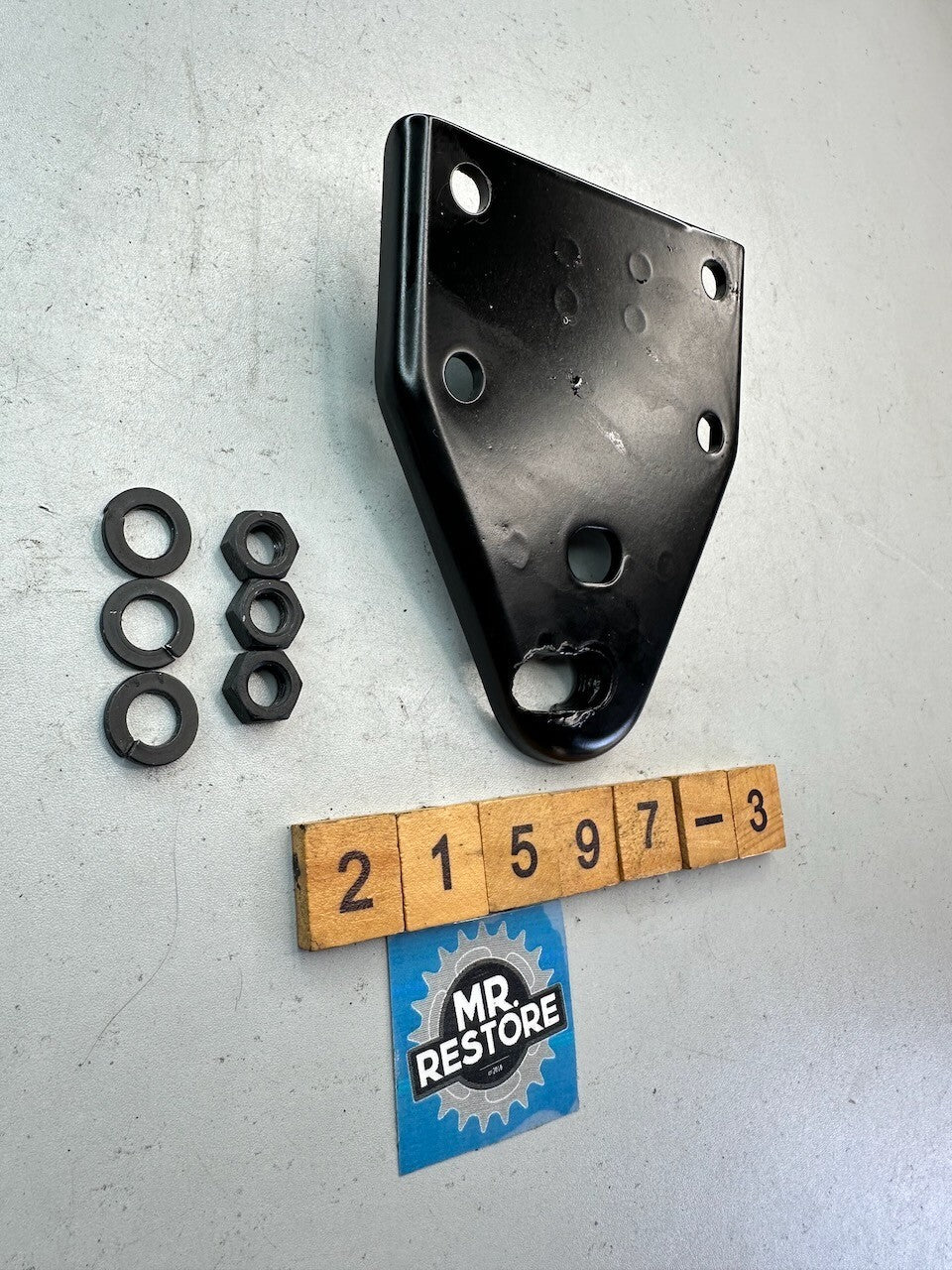 Suzuki GT250 OEM Exhaust Pipe Silencer Muffler Bracket & Nuts (painted)