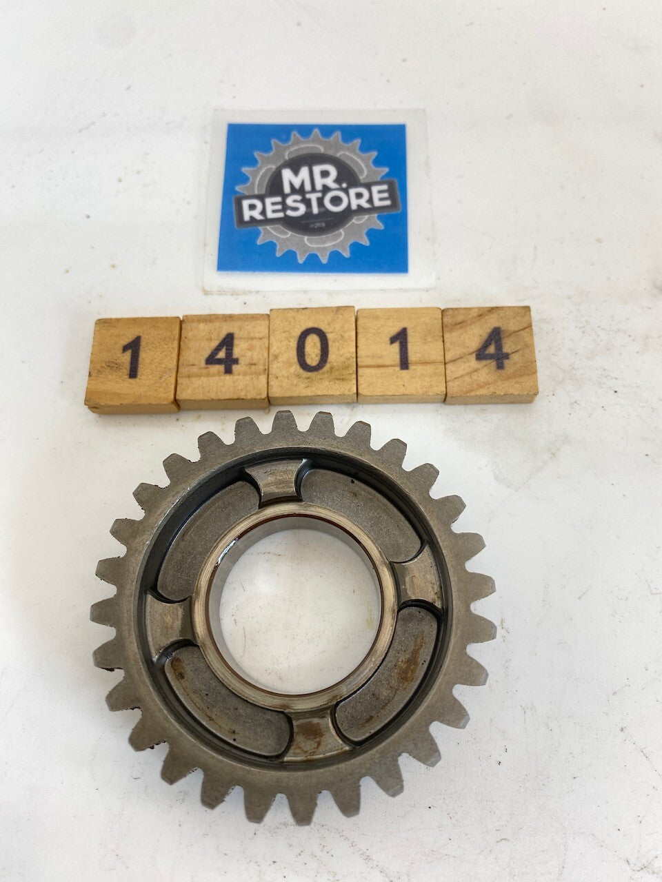 Yamaha RD500LC RZ500 RZV500R Transmission 4th Gear (28T) 47X-17241-00