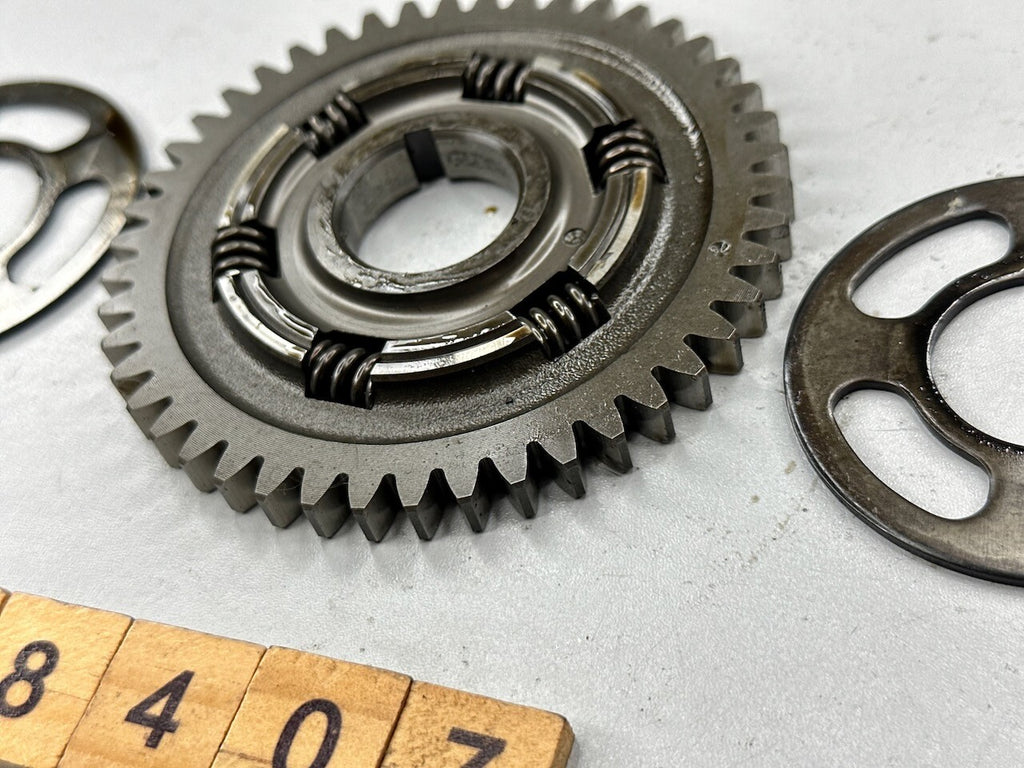 Suzuki GN250 GZ250 TU250 Crank Balancer Driven Gear 12666-38200