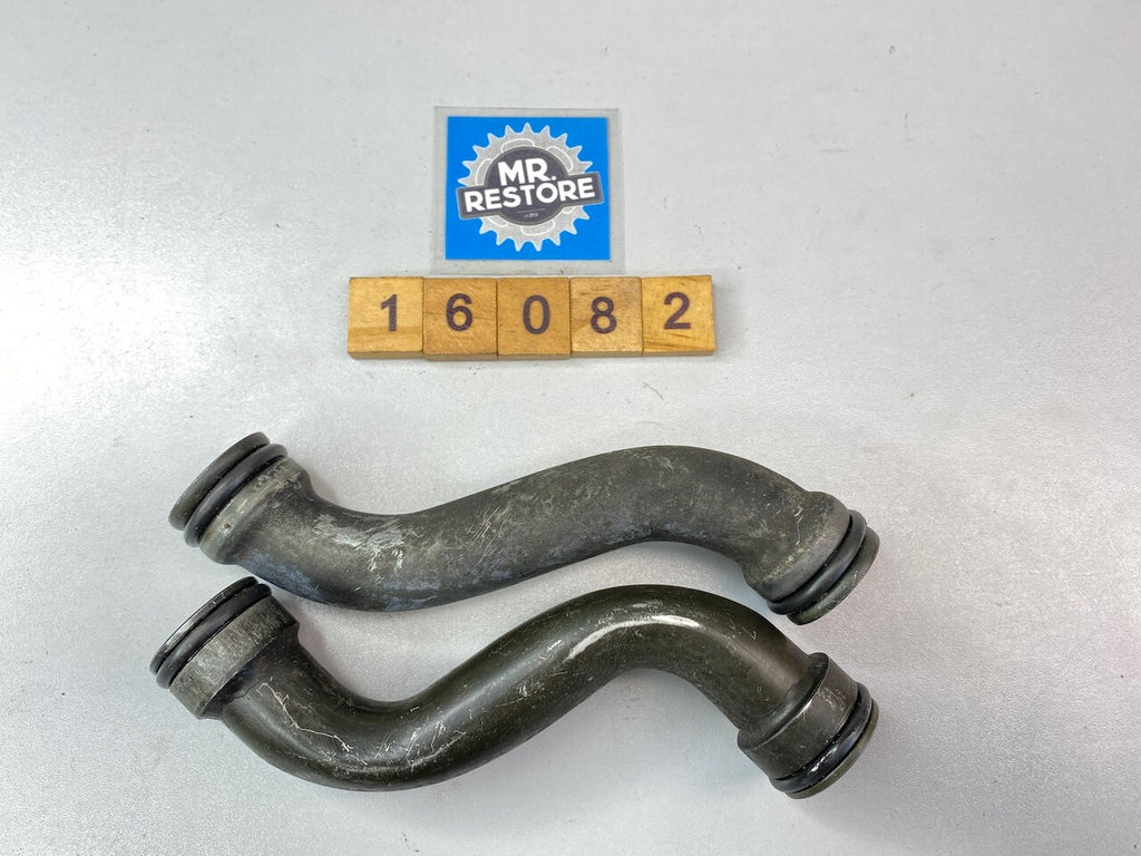 Suzuki GSXR1100 1986-88 Oil Pipe Outlet Pair 16480-06B02 