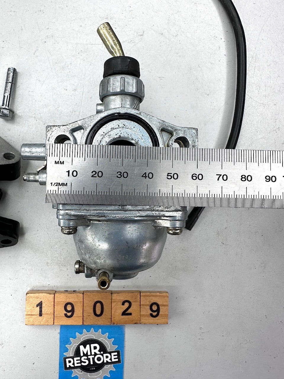 Mikuni Carburettor (for small Honda motorcycle?)