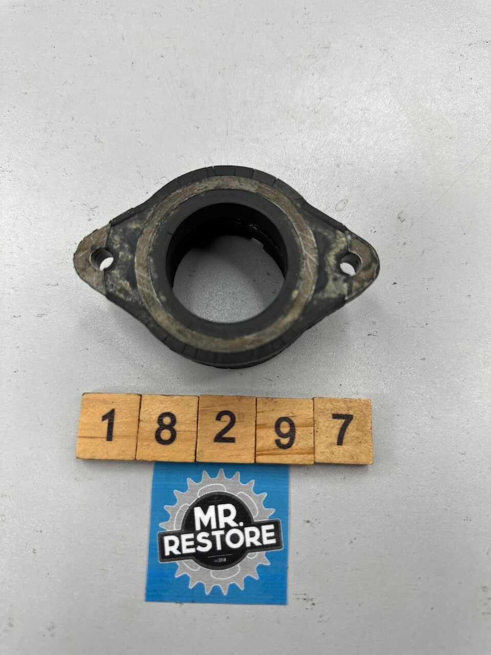 Yamaha XT500 Carb Carburettor Holder Joint OEM 583-13565-01