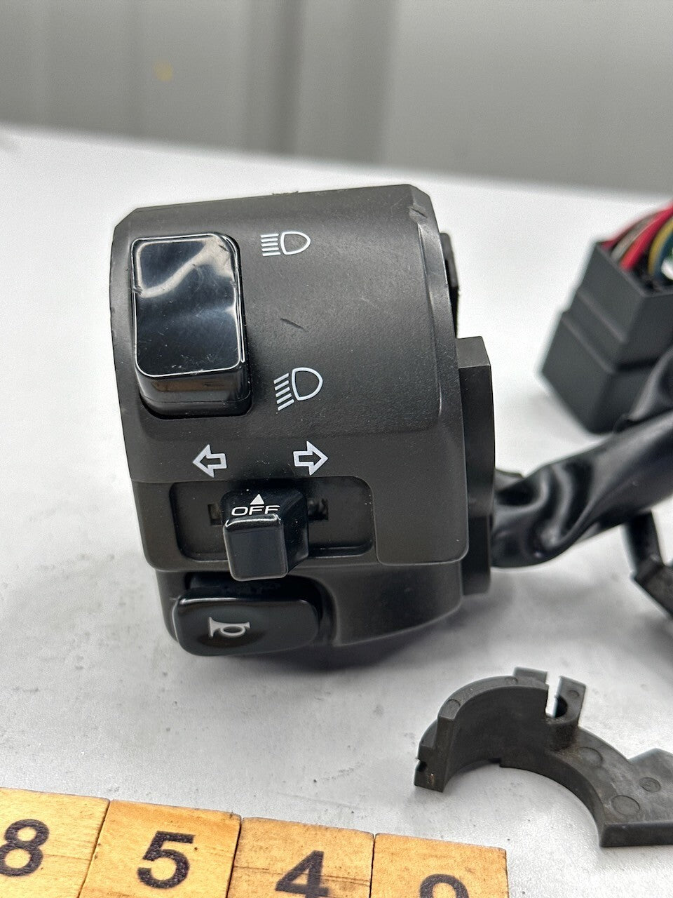 Kawasaki Z750 ZR750 2006 L/H Handlebar Switch & Choke lever