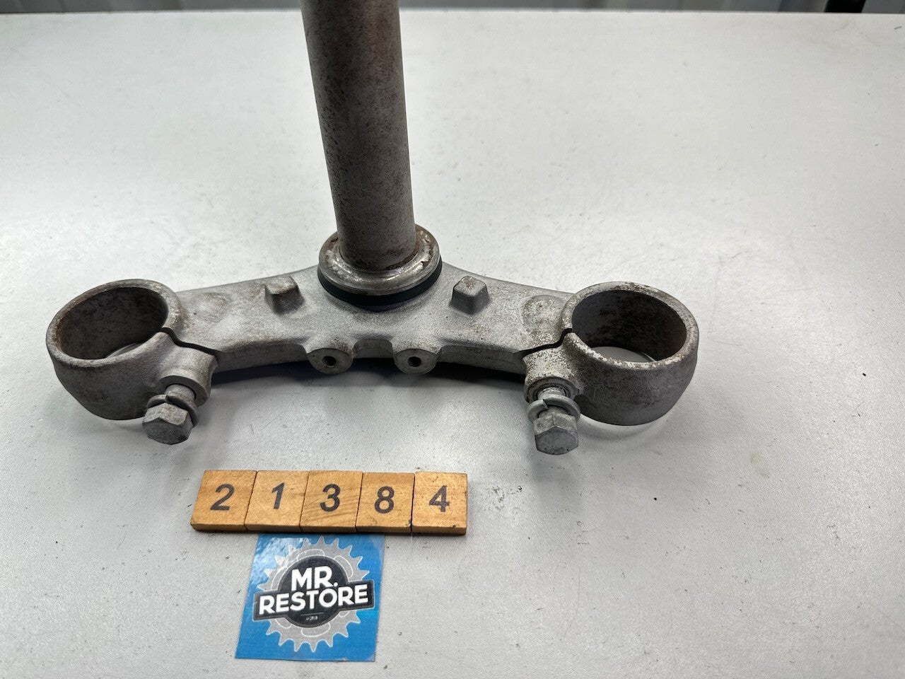 Yamaha TZR250 1986-88 1KT 2MA Lower Triple Tree Clamp (for 29mm forks)