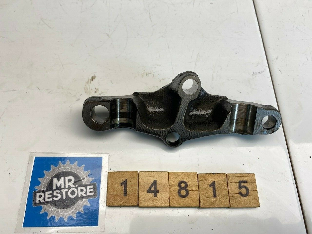 BMW R1100S Right Hand Camshaft Support Bracket 1998-2005 R2S