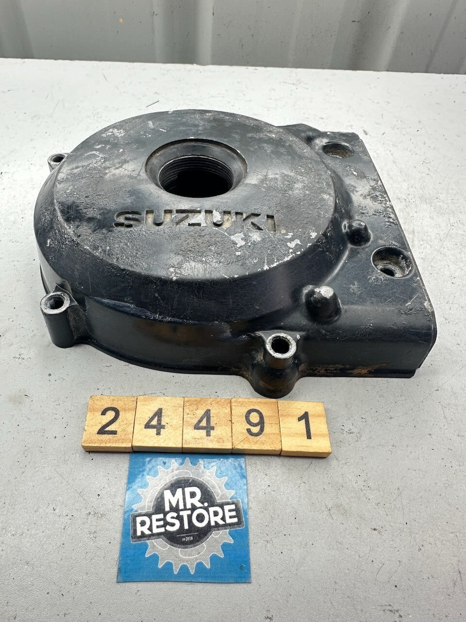 Suzuki DR250 '84-87' Magneto Stator Generator Cover 11351-38230