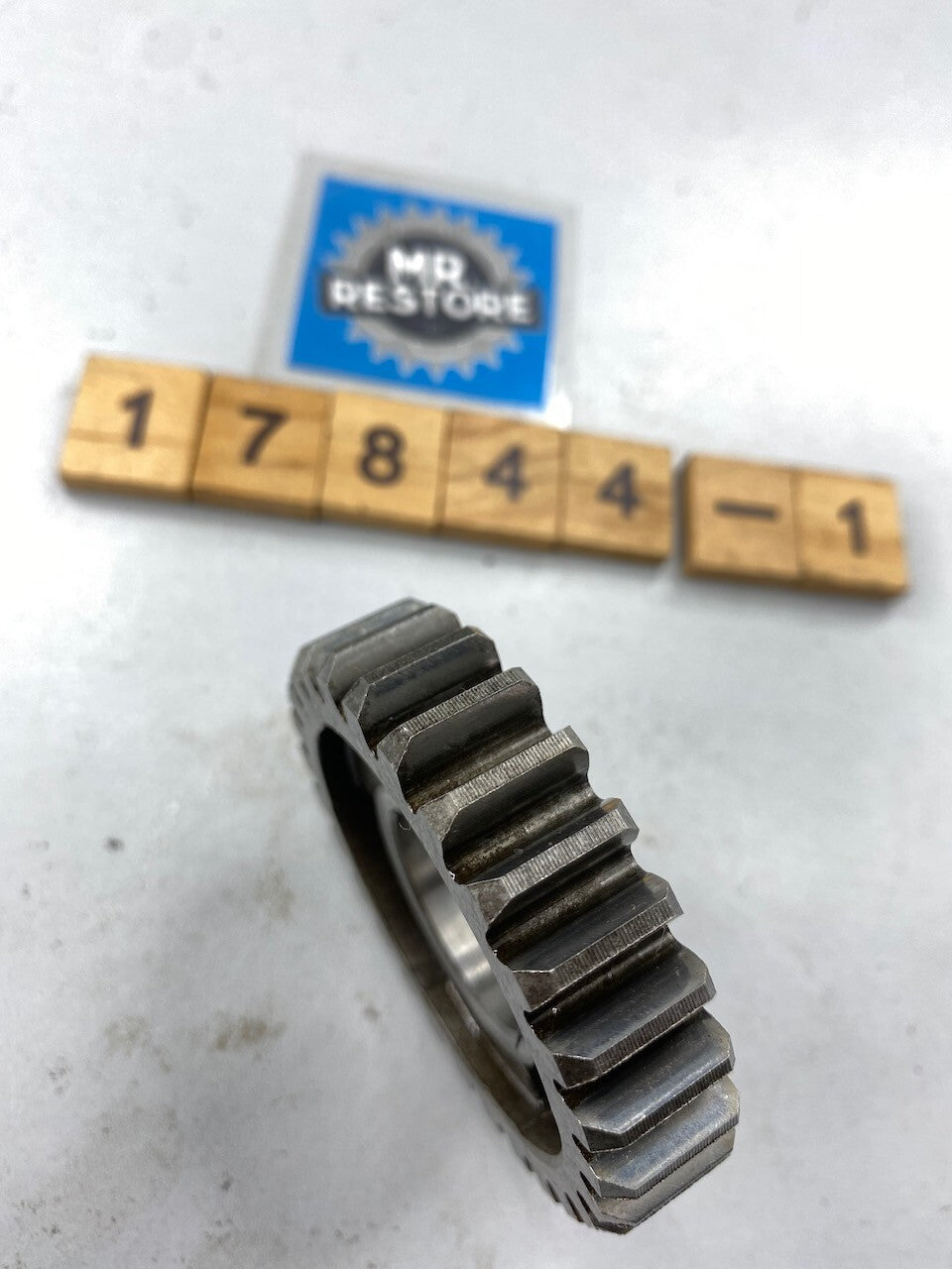 Yamaha SR500 SR400 XT500 TT500 Transmission 5th Pinion Gear 583-17151-01