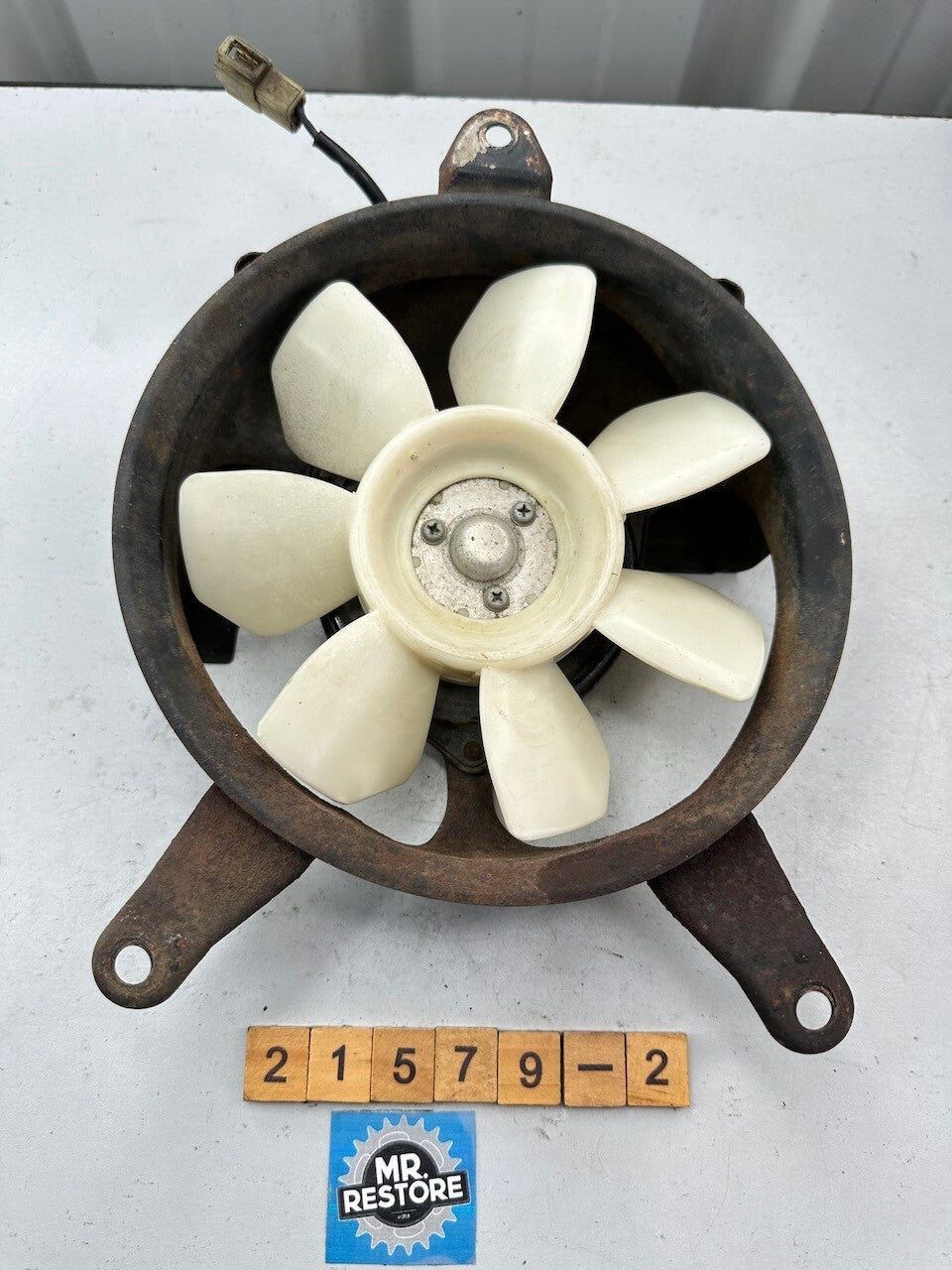 Kawasaki GPZ900R GPZ750R Radiator Cooling Fan 59502-1053 (tested)