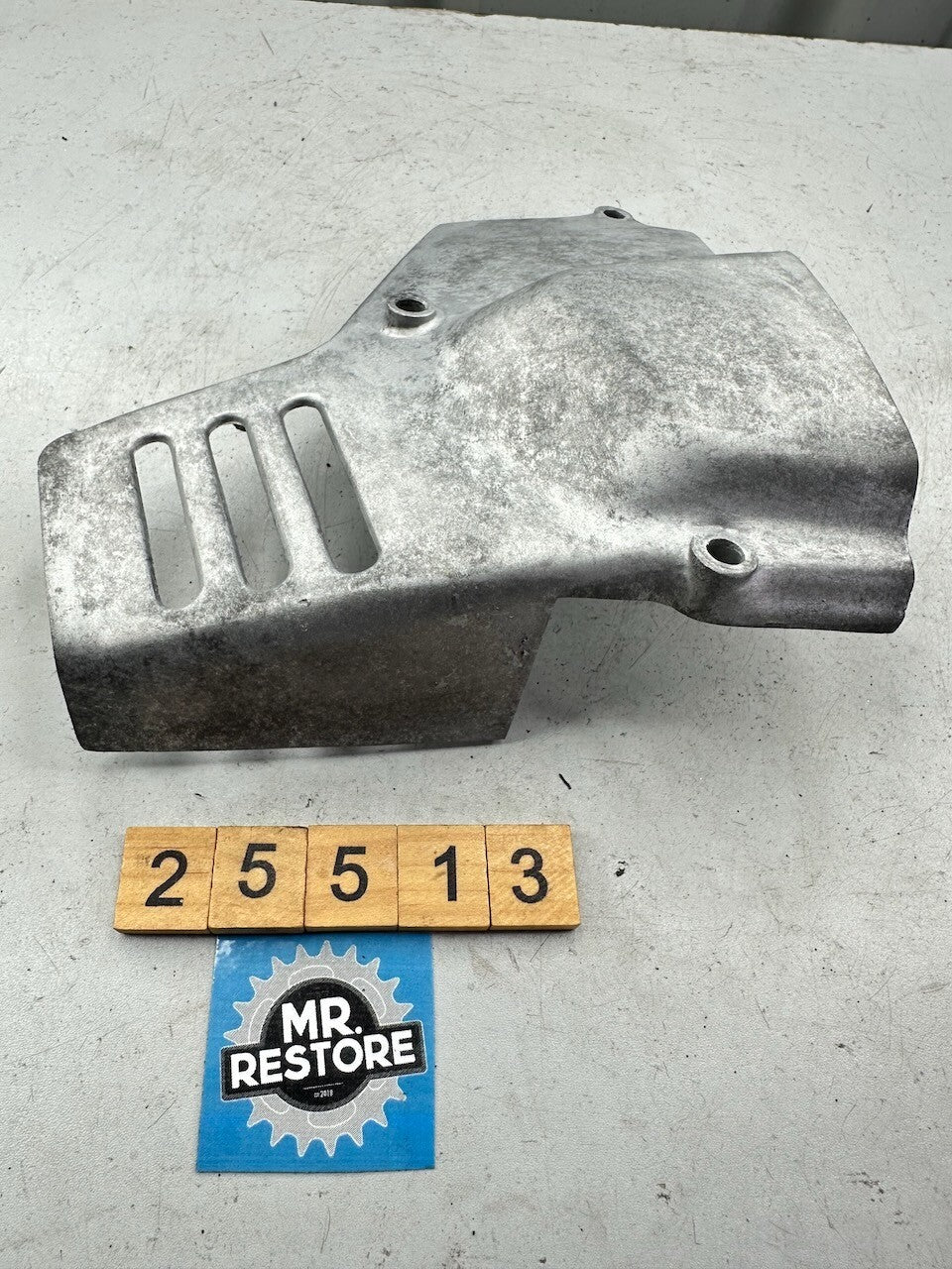 Honda CB200 '74-76' CL200 '74' Drive Chain Engine Sprocket Cover 11661-354