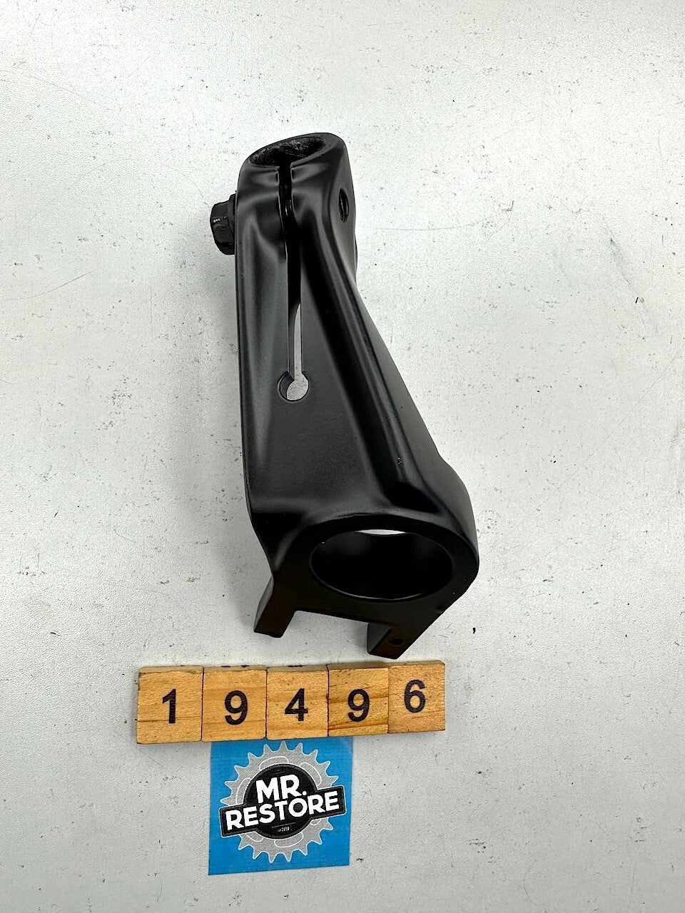 Kawasaki GT550 GT750 R/H OEM Handlebar Holder - Repainted 46012-1029