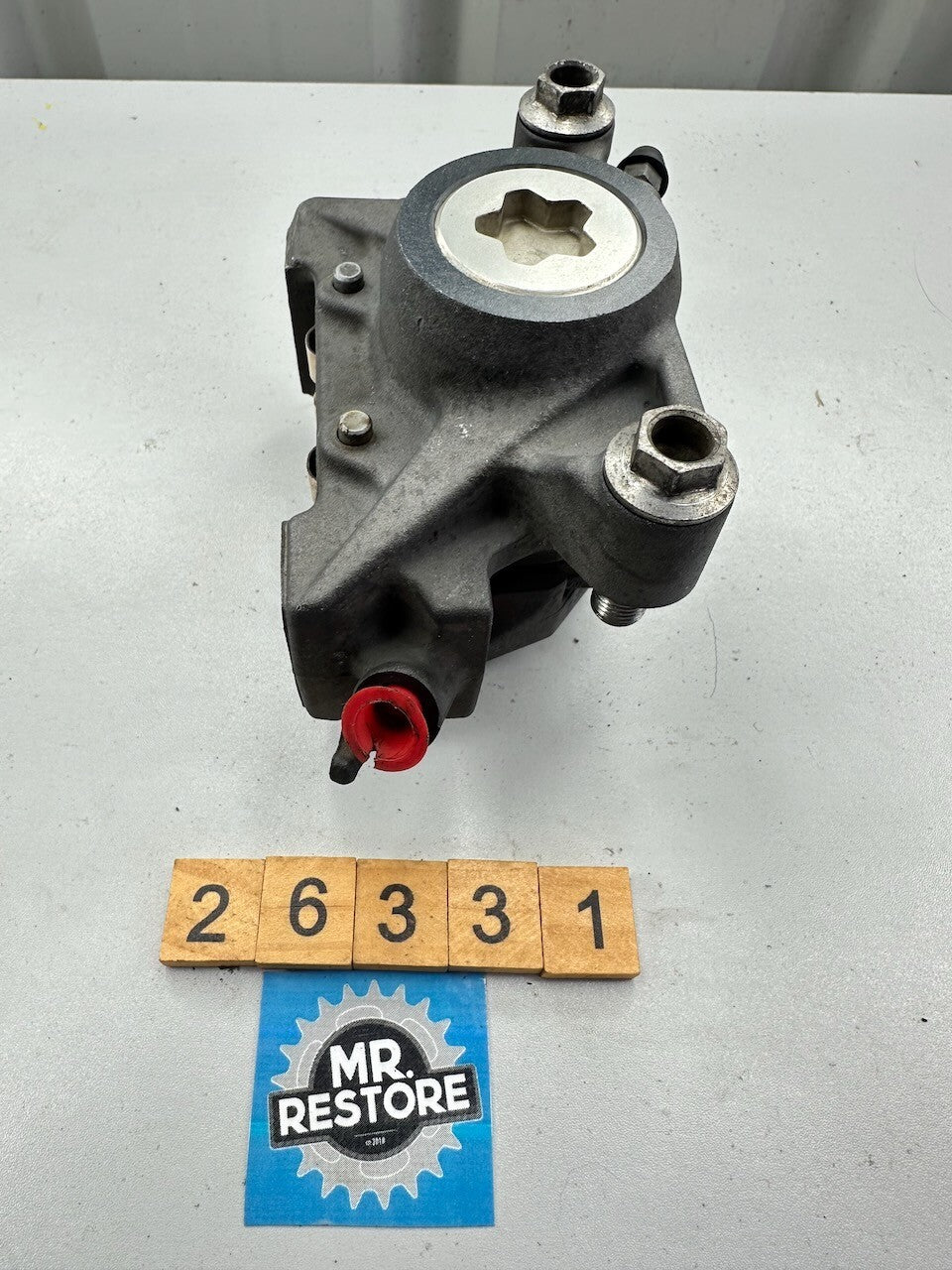 Yamaha XJR1300 Rear Brake Caliper 5EA-2580W-30  5EA-2580W-30-00 (tested)