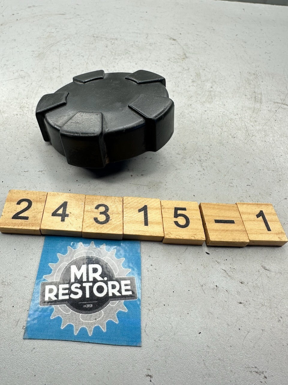 Yamaha XT550 OEM Fuel Tank Cap