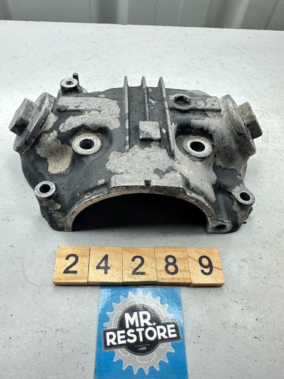 Honda XL200 XL185 XR185 Cylinder Head Cover 12000-427-305