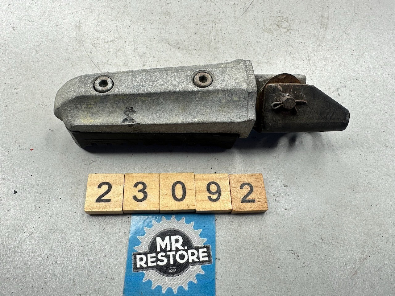 Kawasaki ZX750 GPZ750 KZ750 KZ1100 GPZ1100 KZ1000 Z1000 Pillion Rear Foot Peg