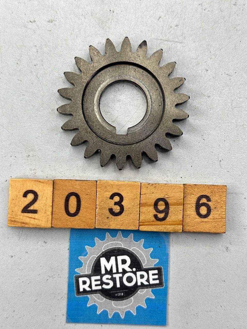 Suzuki DR350 '90-96' DR250 '90-94 Primary Drive Gear (22T) 21111-14D00