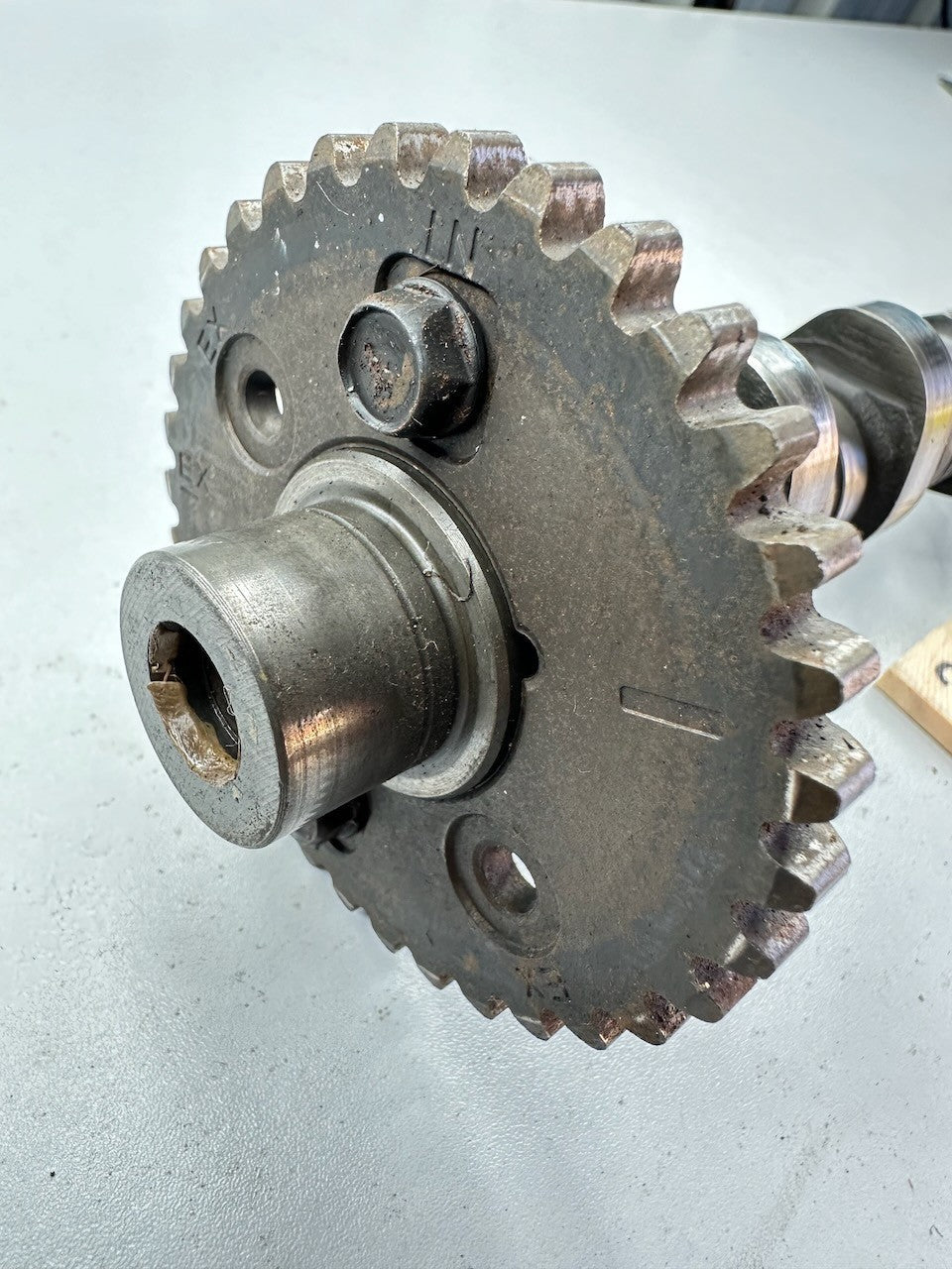 Kawasaki ZZR1100 D ZX1100 Inlet Camshaft & Sprocket 49118-1109