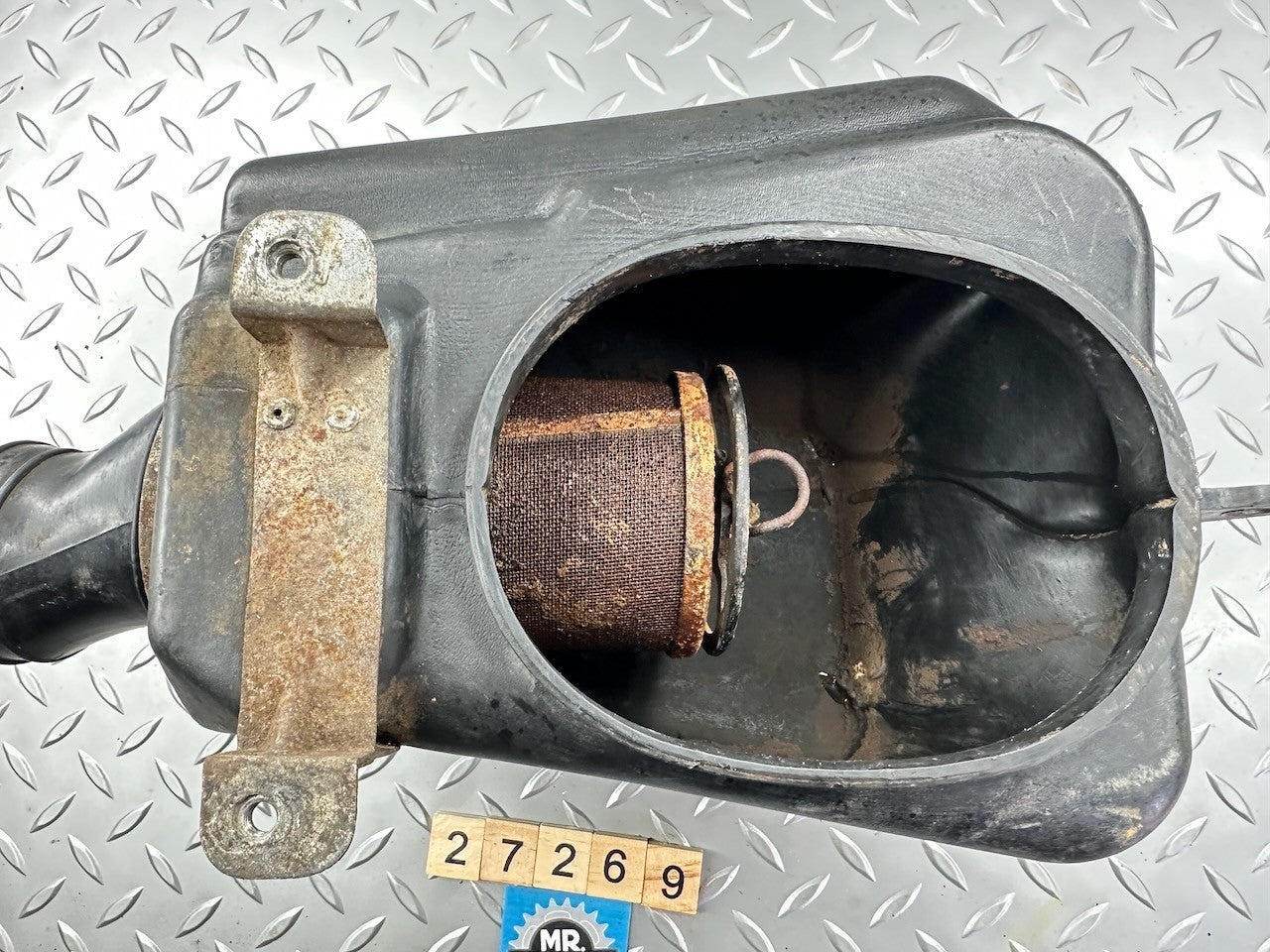 Suzuki SP370 '78-79' Air Box Cleaner 13700-32400