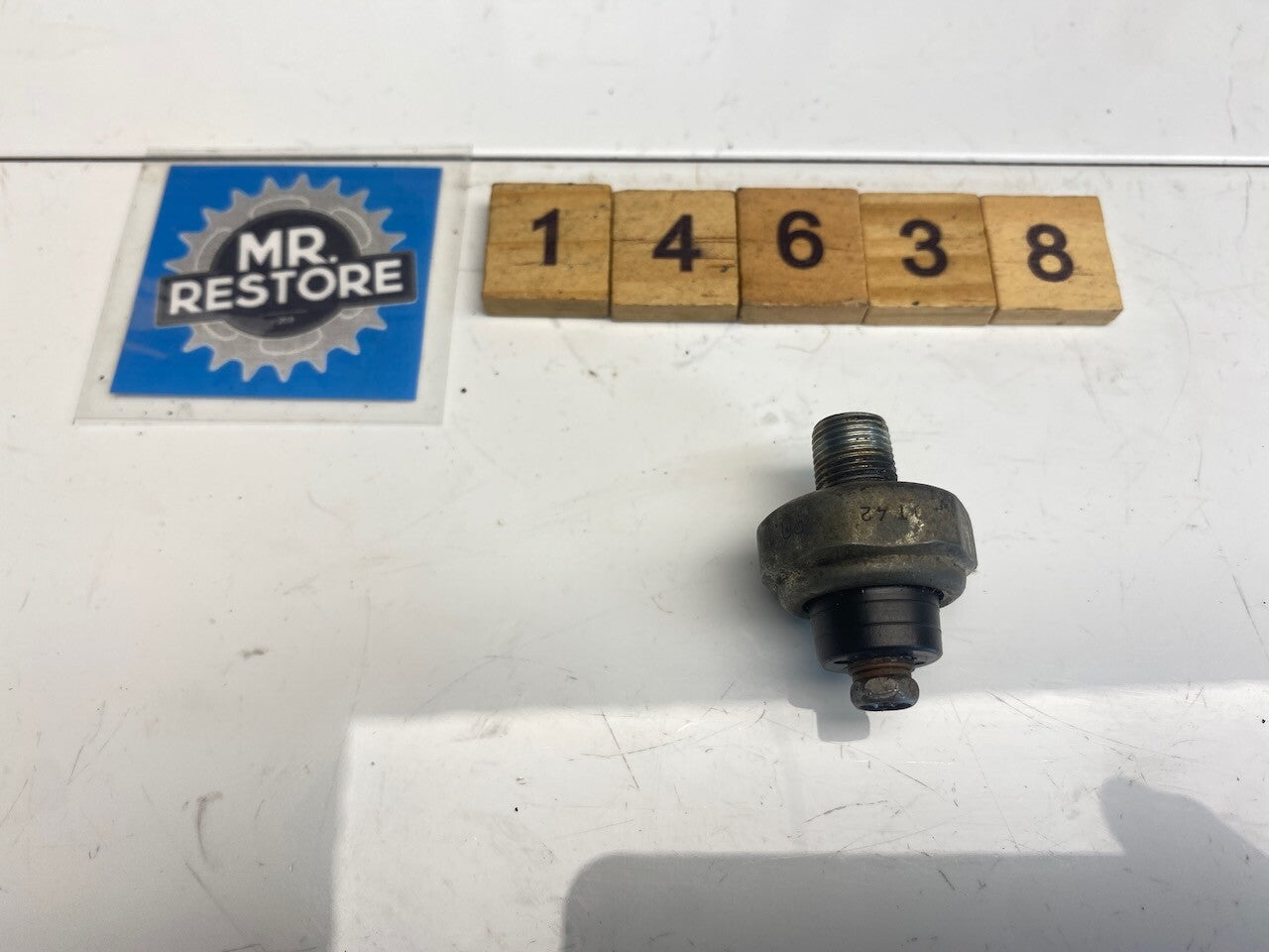 Kawasaki Motorcycle Many Models Oil Pressure Switch 27010-1155