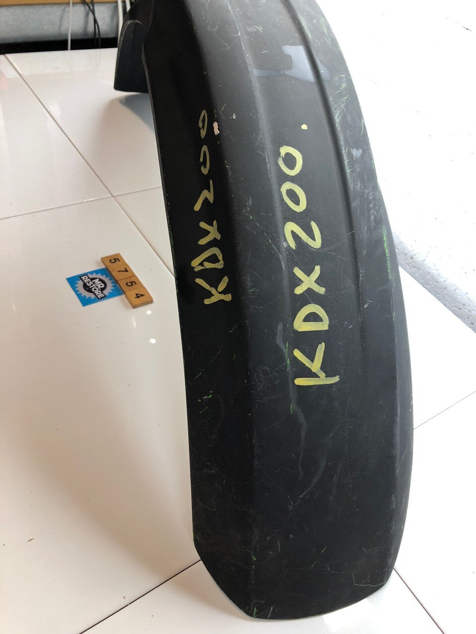 Kawasaki KX125 250 500 93-02 KLX250 98-04 KDX200 Front Mudguard OEM 35004-1318