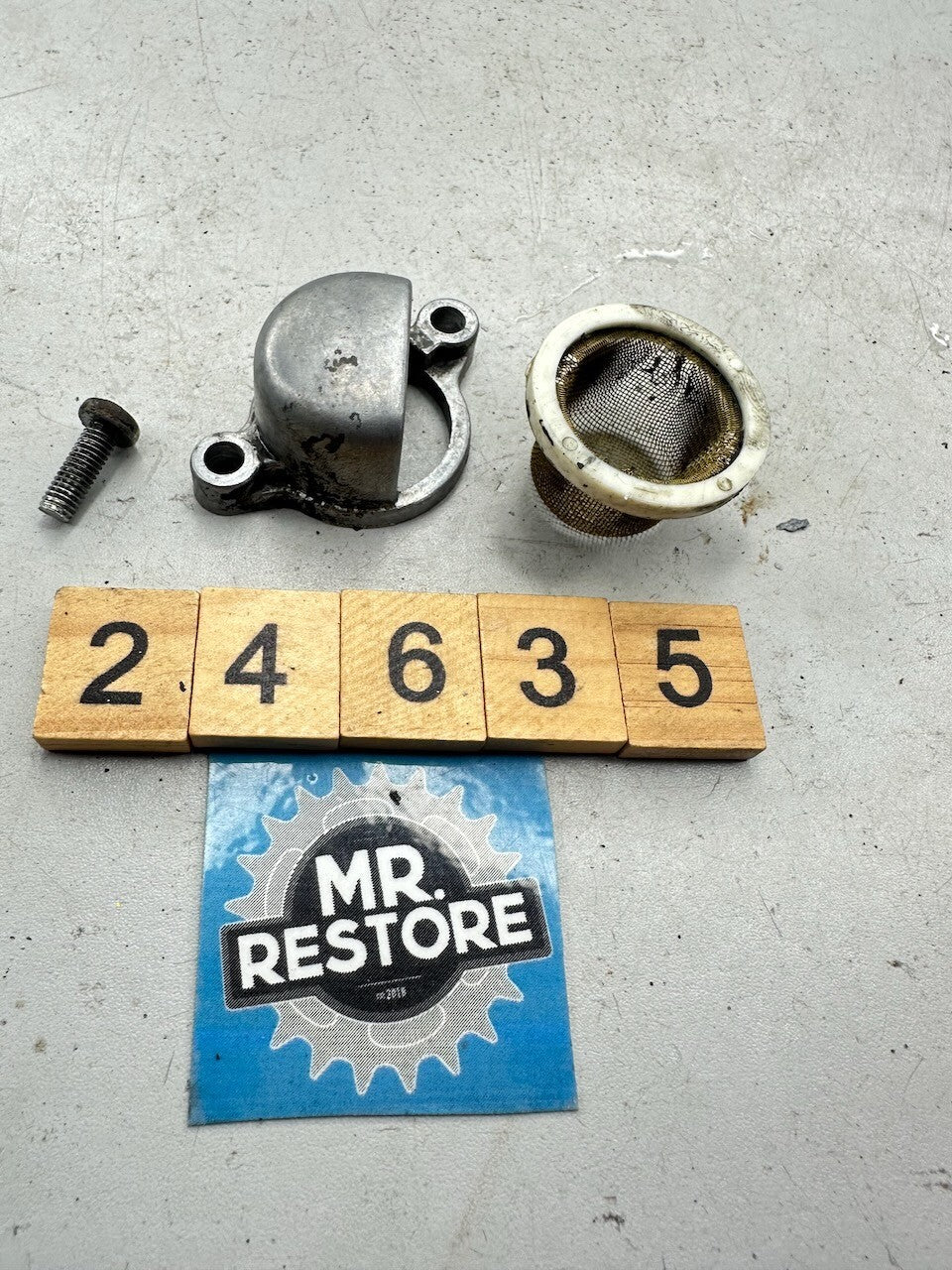 Yamaha TZR250 1KT 2MA TDR250 R1-Z Oil Strainer & Cover 1KT-14417 51Y-13411-00