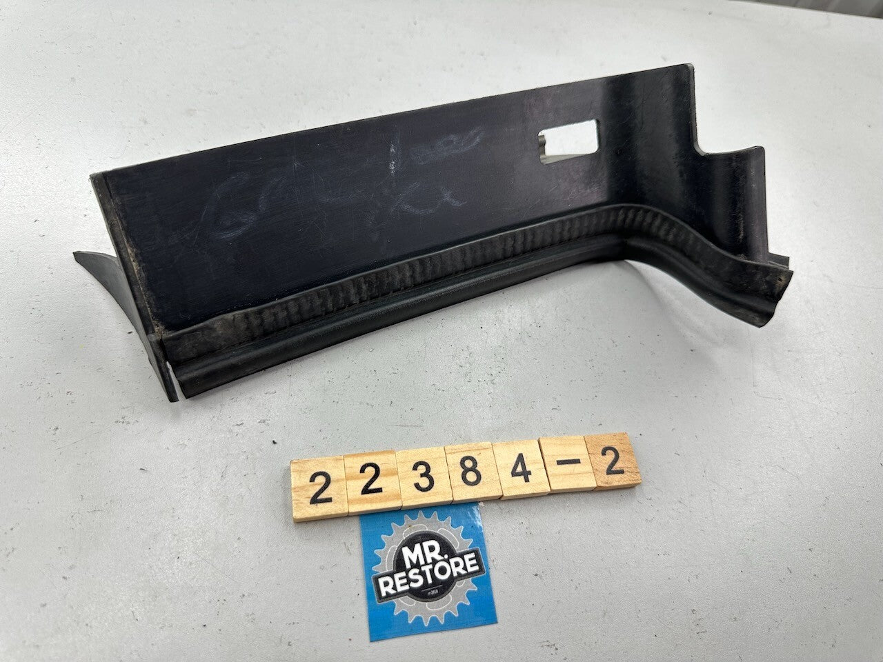 Kawasaki GPZ1000RX ZX1000 1986-88 Lower Cowling Cover & Seal 14024-1115