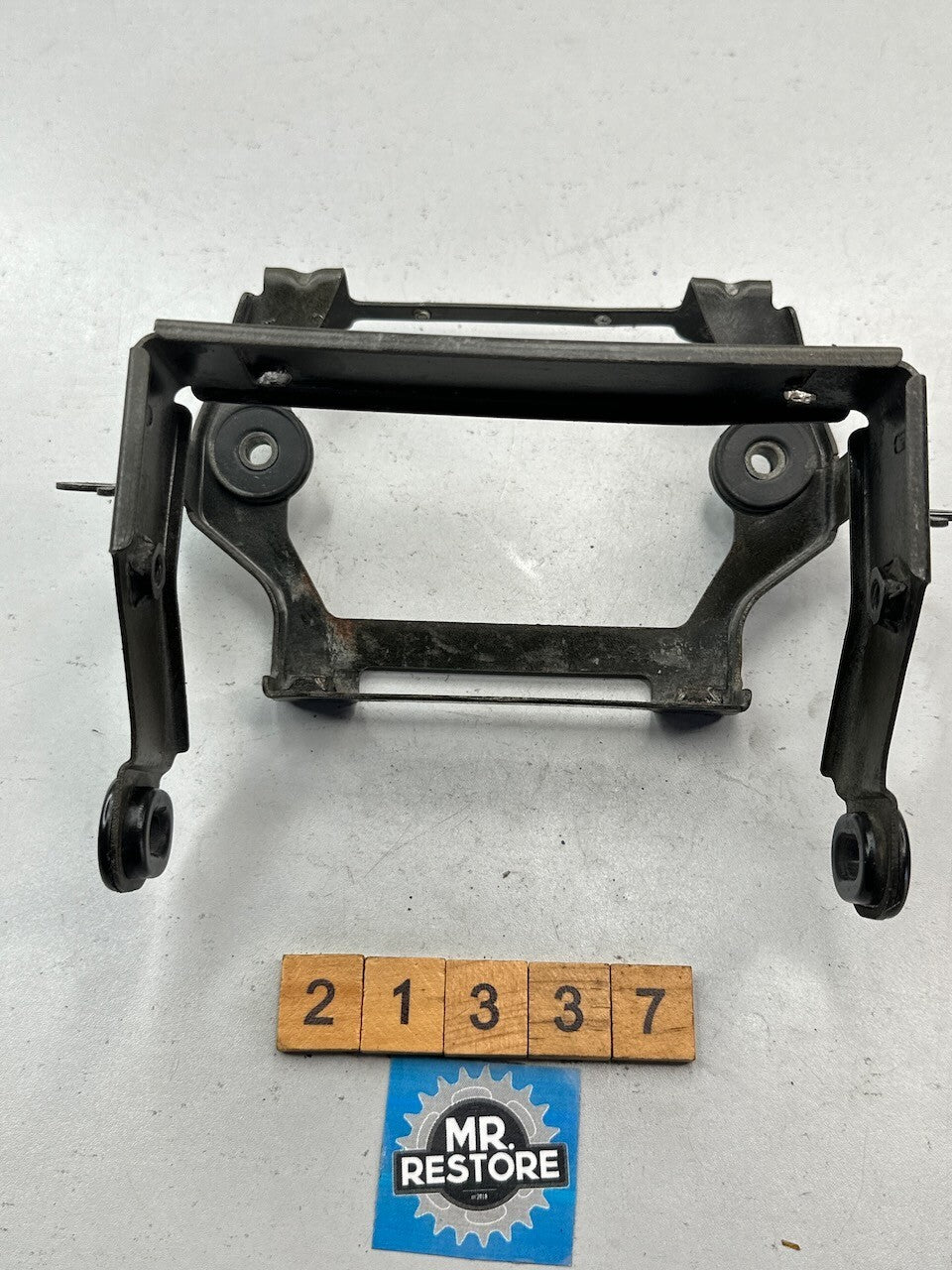 Yamaha TZR250 1986-88 1KT 2MA Rear Fender Taillight Stay Bracket 2MY-21613