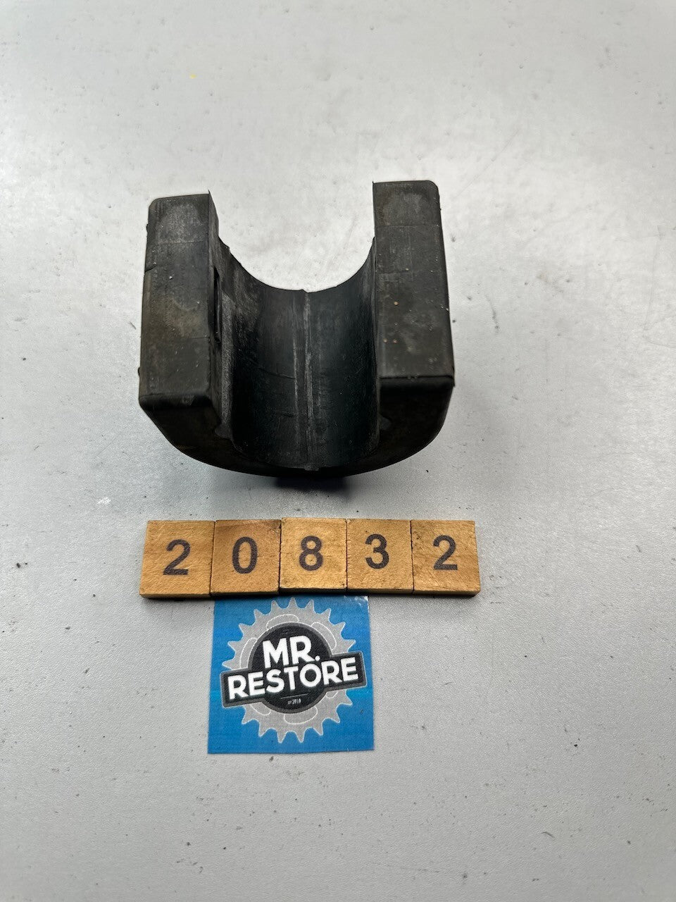 Kawasaki Z400 KZ400 Z250 KZ250 Fuel Tank Rubber Damper 92075-215