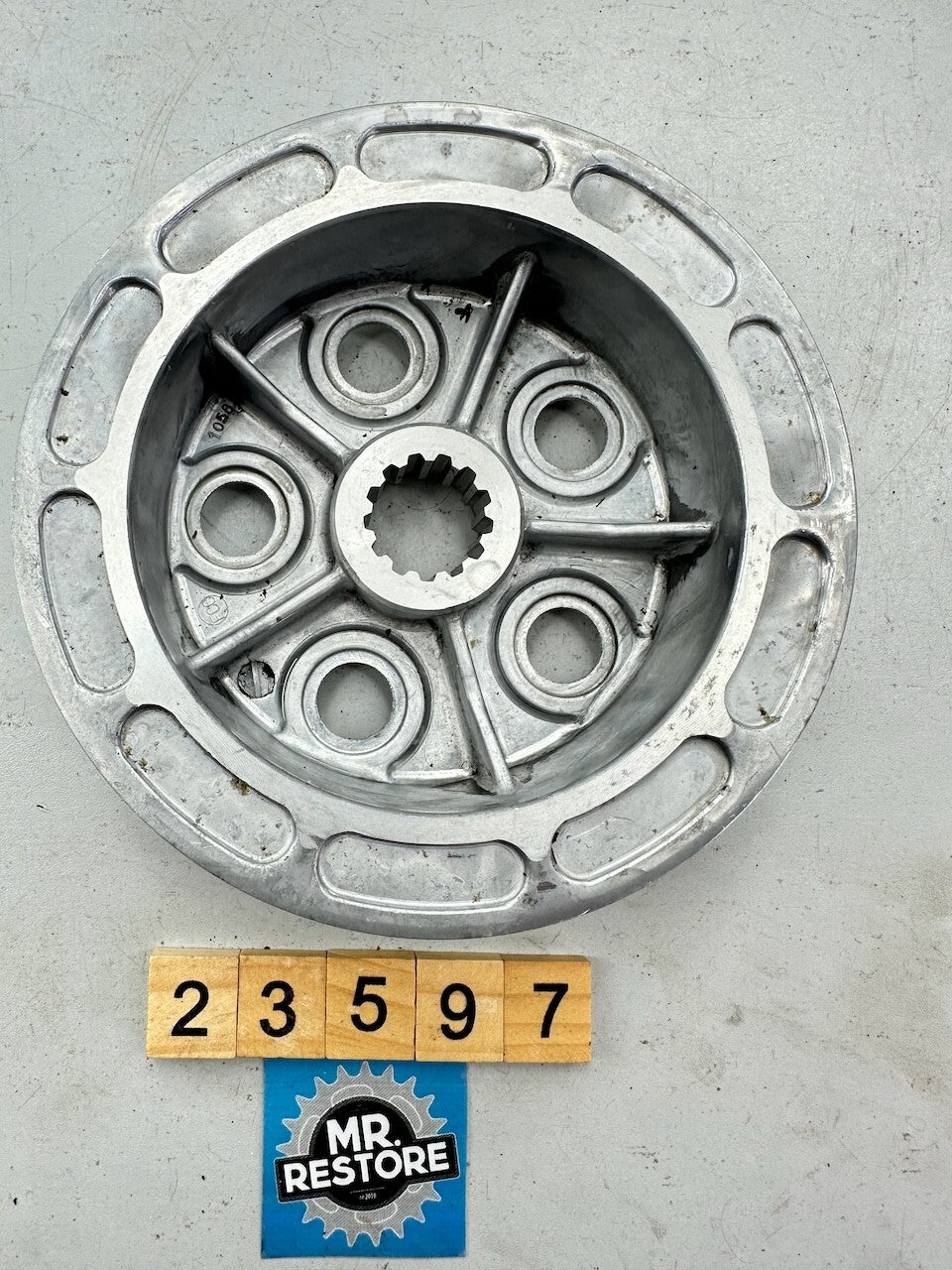 Kawasaki KR250 KR1 '88-91' Clutch Centre Hub 13087-1108