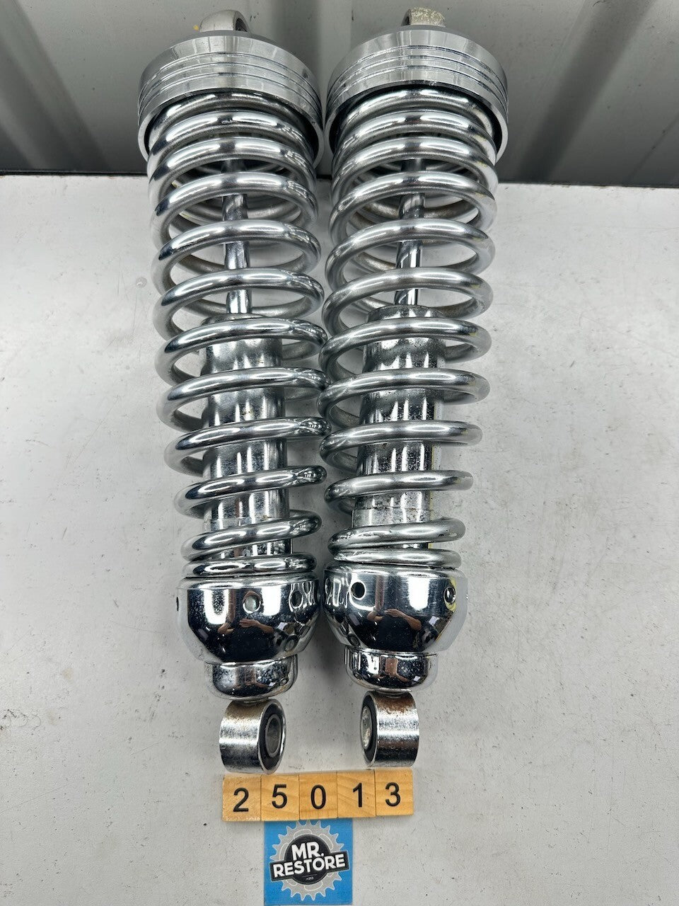 Yamaha V-Max 1200 VMX12 Pair or Rear OEM Shock Absorbers (VGC) 1FK-22210-00