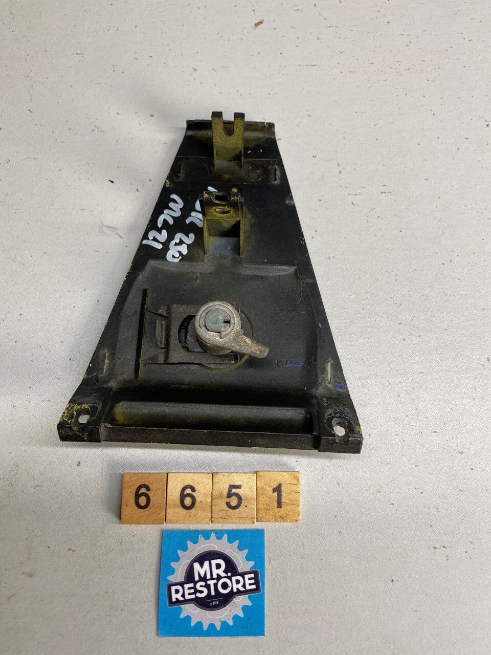 Honda NSR 250 - Tail Trunk Boot Lid - (no key)