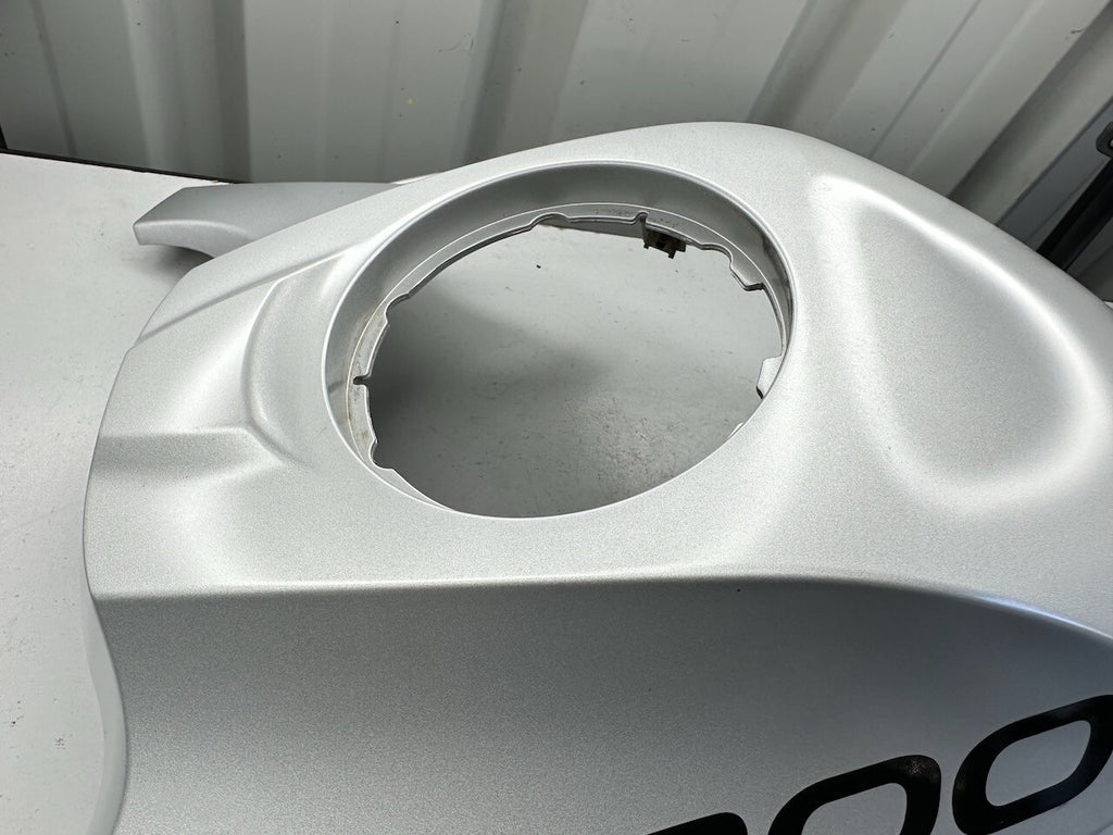 BMW R1200GS ADV '05-07' R1200GS '02-07' Fuel Tank Cover Trim Fairing 46637667698