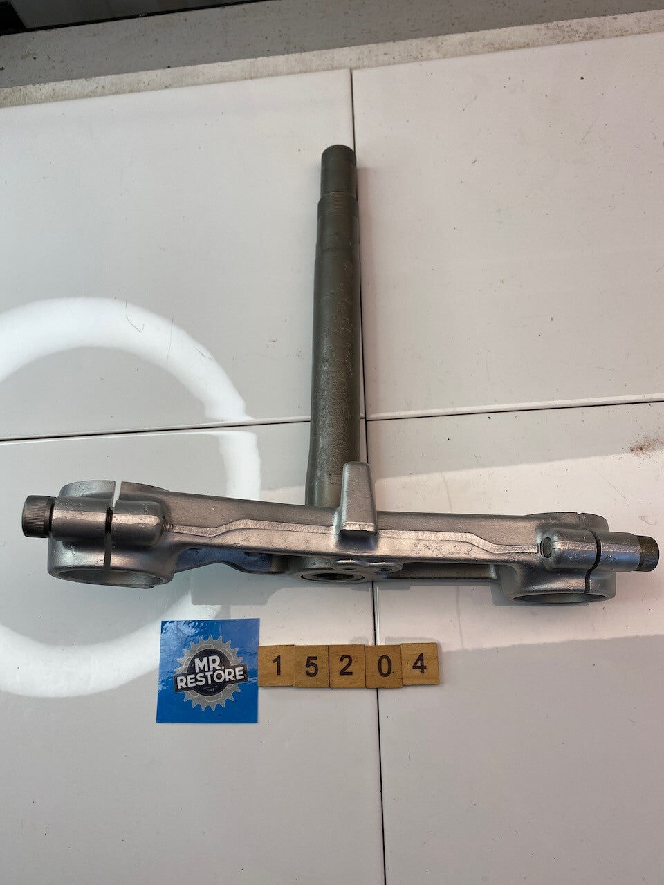 Suzuki GSXR750 G Steering Stem 51410-27A10 (Vapour Blasted)