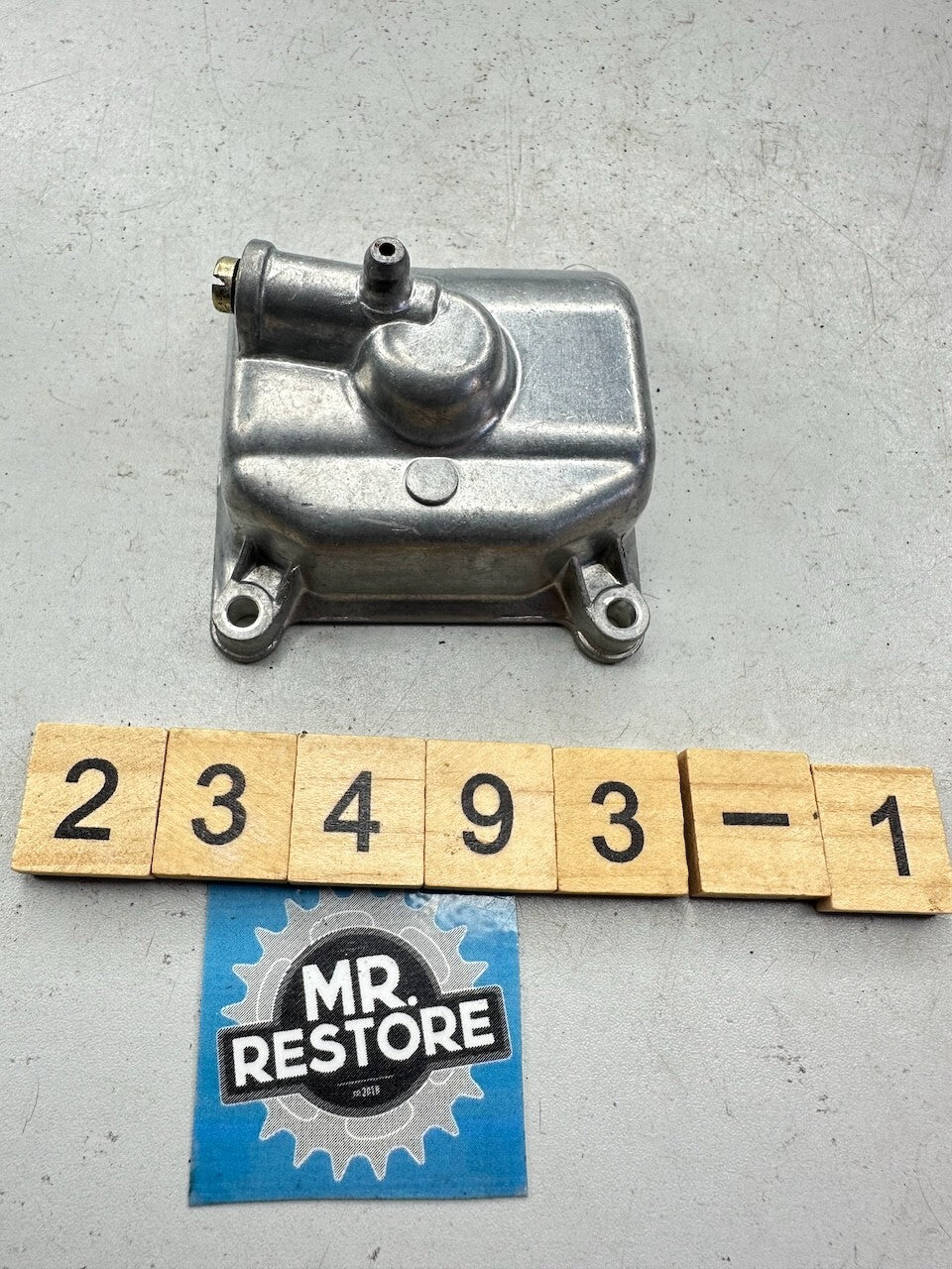 Kawasaki ZX1000 GPZ1000RX '86-88' Float Chamber Bowl 832