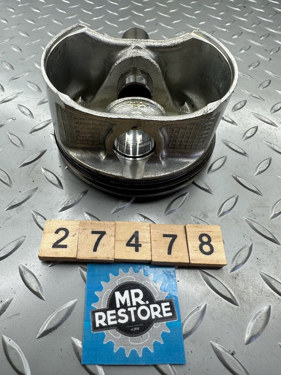 BMW F650GS '99-07' F650CS Cylinder & Piston 11117652878  11117652877