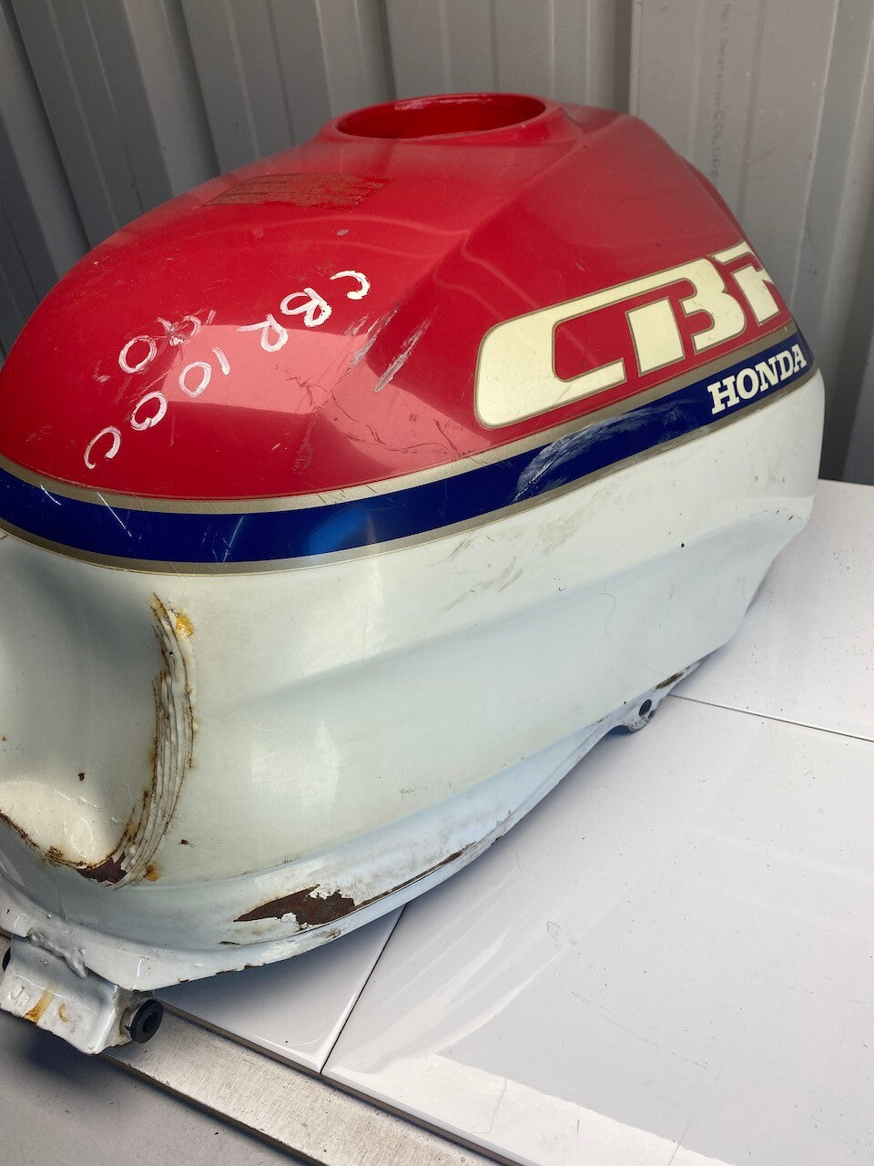 Honda CBR1000 Fuel Tank