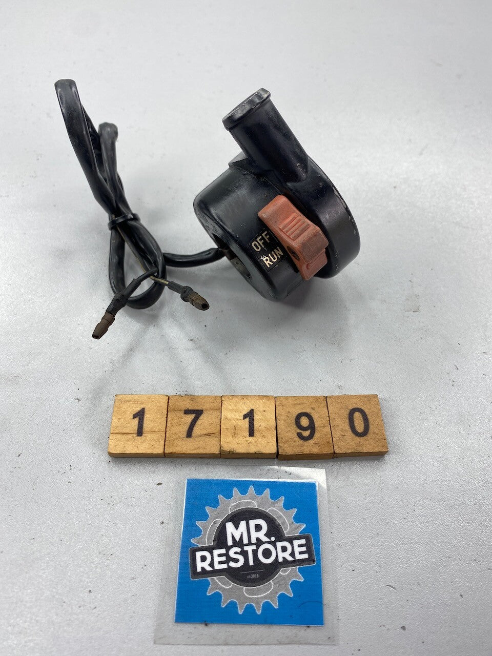 Yamaha DT400 250 175 125 YZ80 AG200 OEM 100 R/H Handlebar Switch 1R6-83976-01