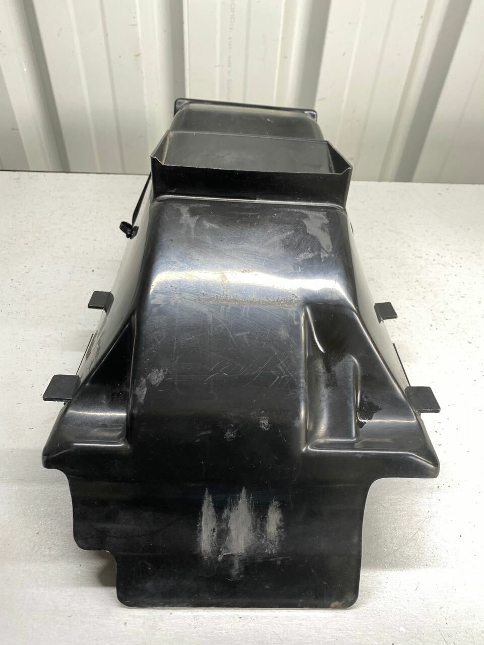 Kawasaki GPZ1000RX ZX1000 Rear Fender Guard 1986-88 - 35023-1137