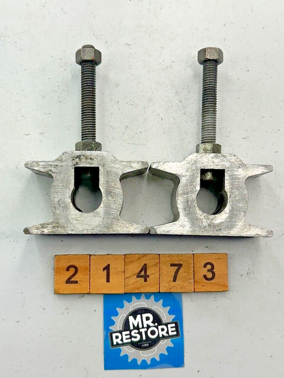 Yamaha TZR250 1986-88 1KT 2MA Pair of Chain Pullers & Bolts 1KT-25388