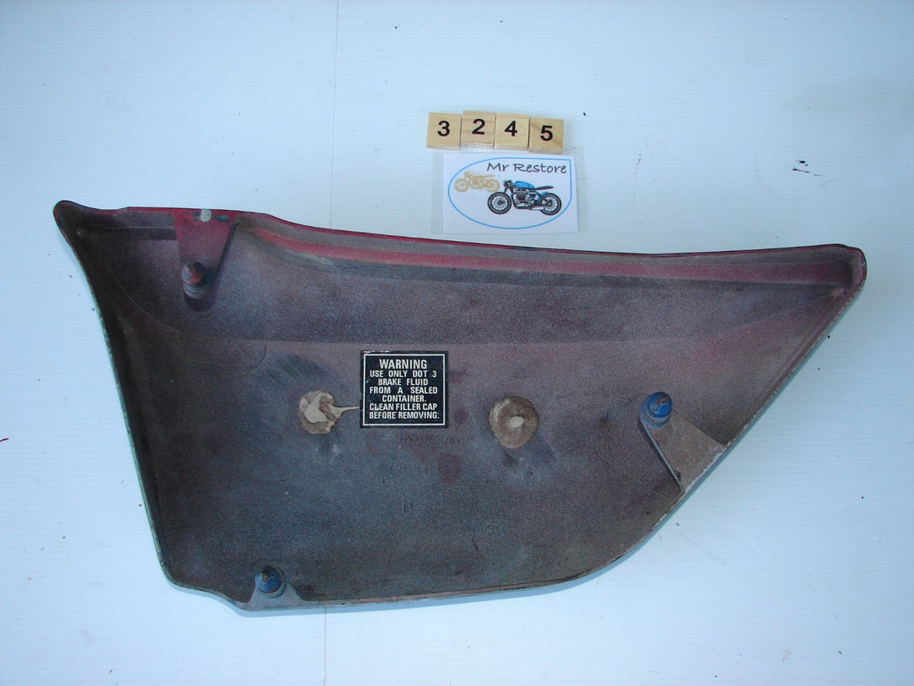 Kawasaki GPZ750 R/H Side Panel 36001-1155 - 2 available