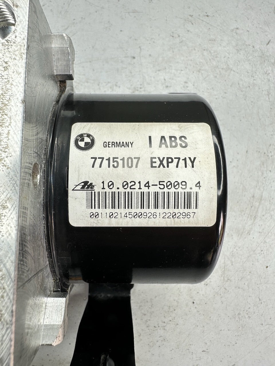 BMW K1300R Pressure Modulator Pump Integral ABS 7715107