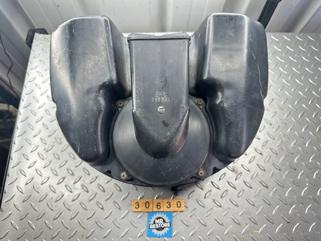 Yamaha FZR600R 3HE 1989 Air Cleaner Box