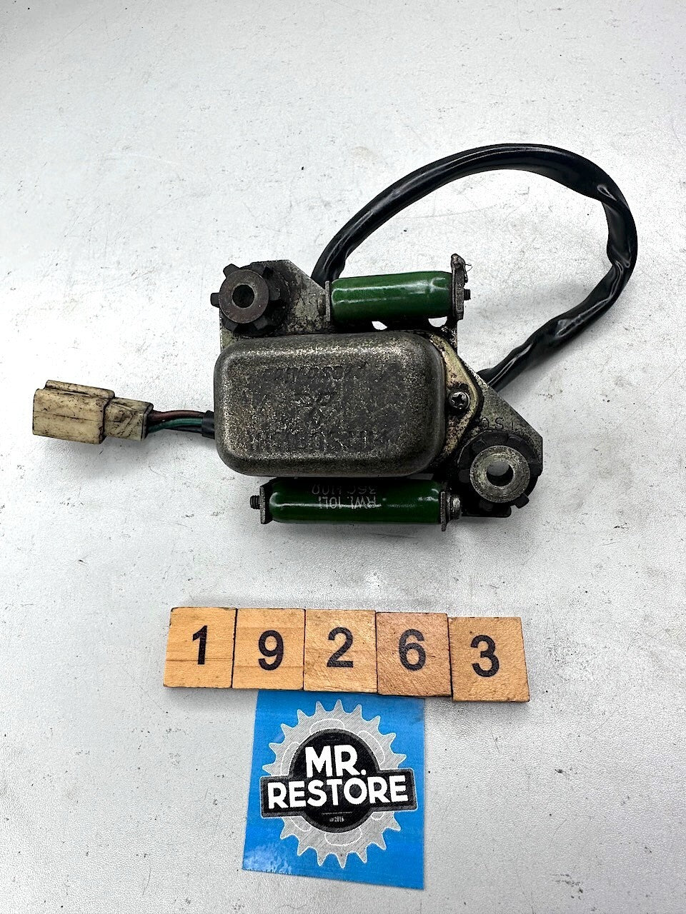 Yamaha R5 Regulator / Rectifier