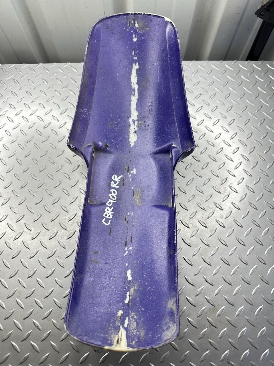 Honda CBR900RR Fireblade SC28 OEM Front Mudguard Fender No Cracks 6100-MWO-0000