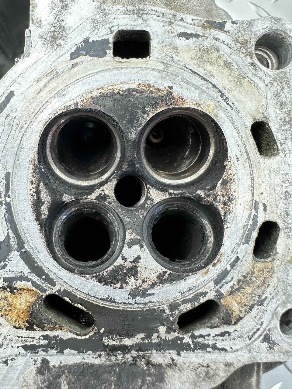 Honda CBR250R MC19 KY1 Cylinder Head