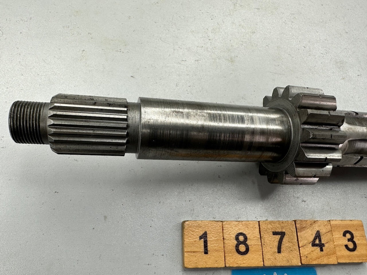 Honda CB750 Boldor 1979-82 Transmission Mainshaft (15T) 23211-425-000