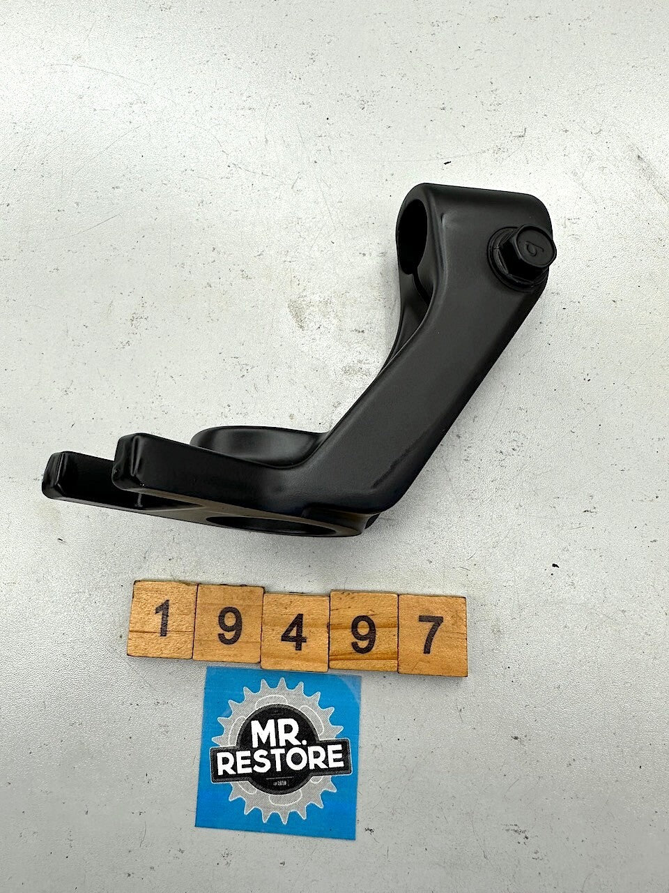 Kawasaki GT550 GT750 R/H OEM Handlebar Holder - Repainted 46012-1029