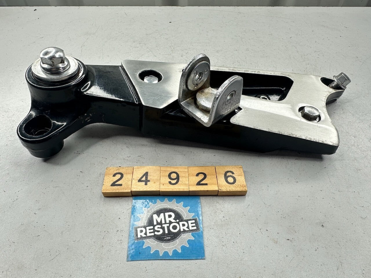 Yamaha V-Max 1200 VMX12 '85-03' Rear Left Foot Rest Peg Bracket Stay