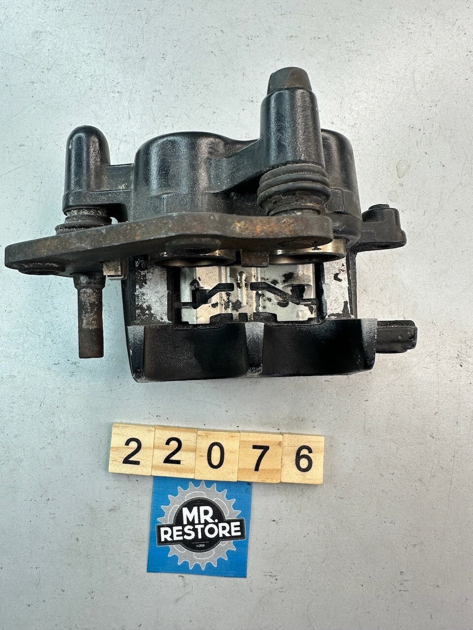 Suzuki GSF250 Bandit Front Brake Caliper 59300-33D00