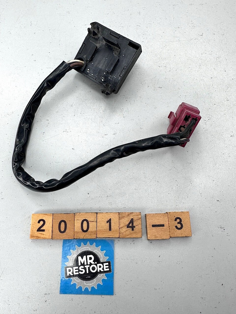 Honda CB1100 CB900 CB750 CB650 GL650 Fuse Box 38200-MF9-405